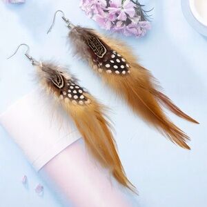 Western Bohemian Feather Drop Earrings - Amber Brown Speckled Cowgirl
